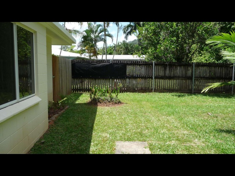 21 Impey Street, Caravonica QLD 4878