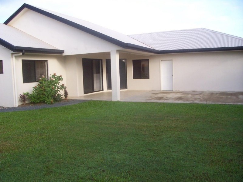 8 Warana Close, Kewarra Beach QLD 4879