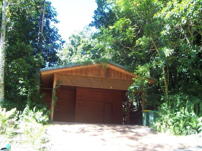 5 Euodia Close, Kamerunga QLD 4870