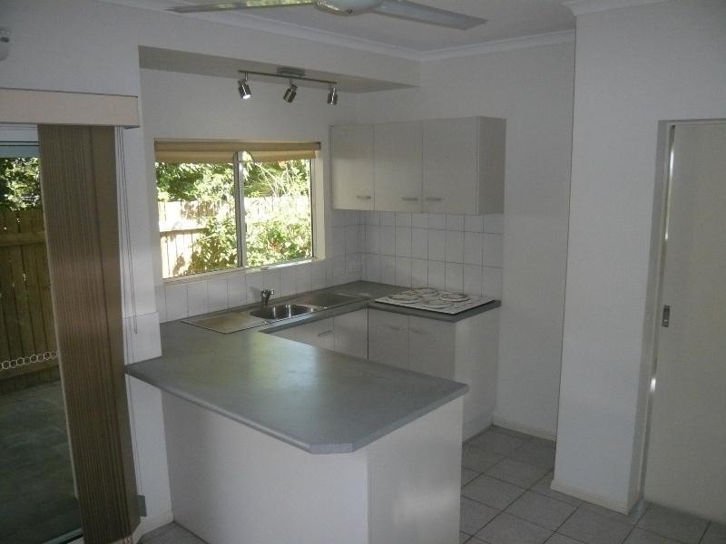 2/9 Portsea Crescent, Kewarra Beach QLD 4879