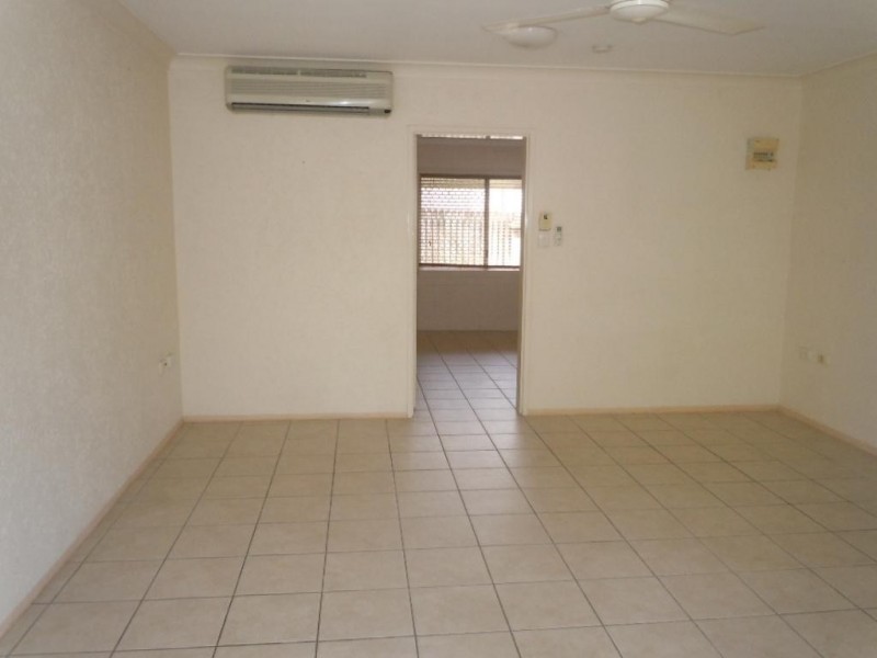 4/180 Pease Street, Manunda QLD 4870