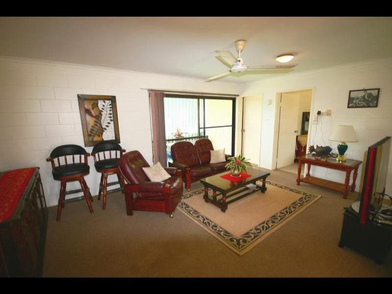 7/4 Hector Close, Westcourt QLD 4870