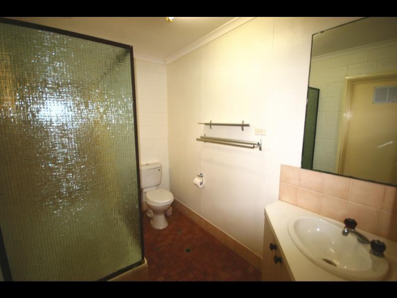 7/4 Hector Close, Westcourt QLD 4870