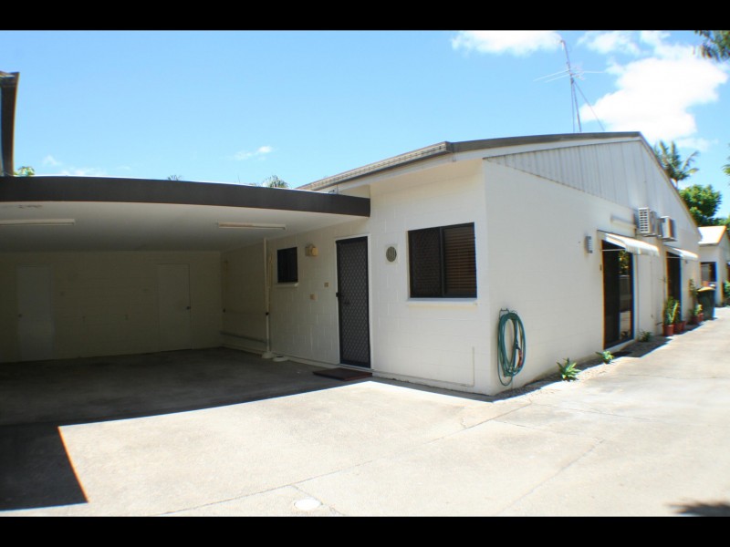 4/21 Balaclava Road, Earlville QLD 4870