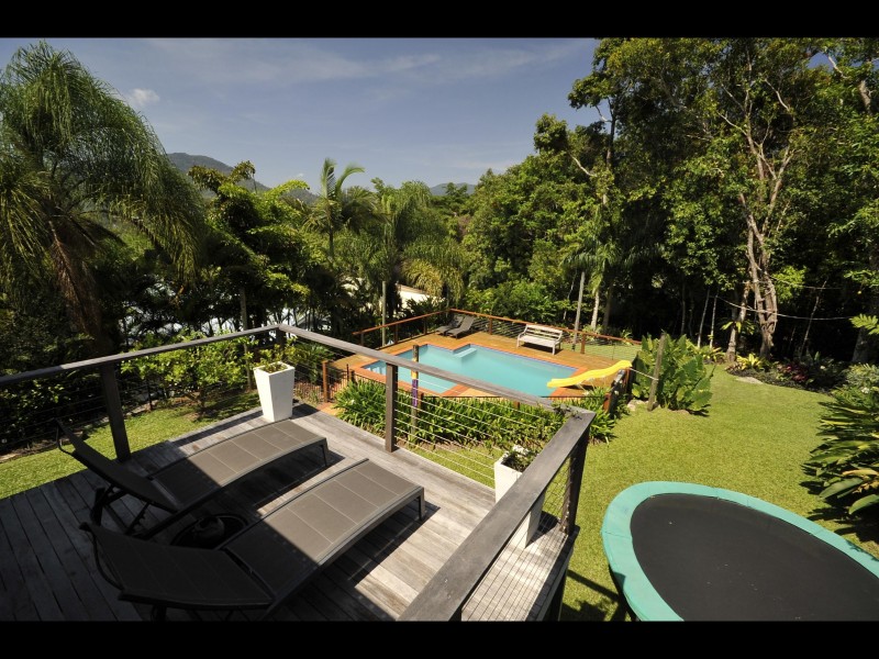 29 Gloucester Street, Whitfield QLD 4870