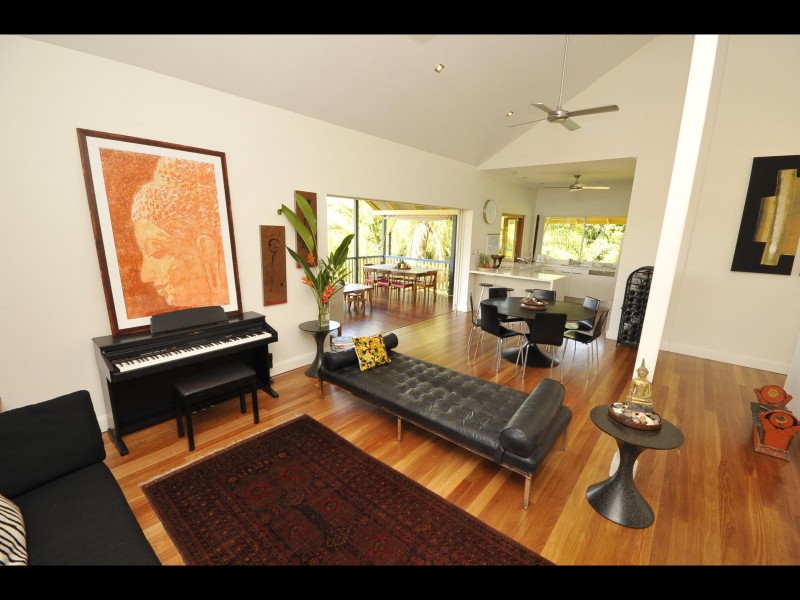 29 Gloucester Street, Whitfield QLD 4870