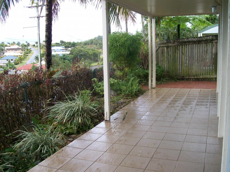 4/5 Brinsmead Tce, Brinsmead QLD 4870