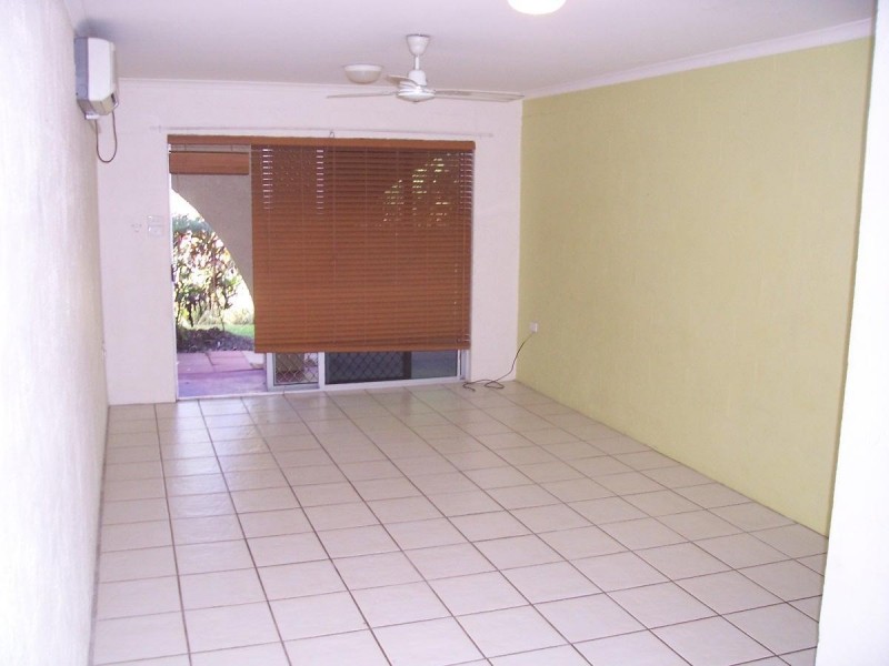 3/126 Greenslopes Street, Edge Hill QLD 4870