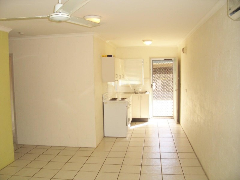 3/126 Greenslopes Street, Edge Hill QLD 4870