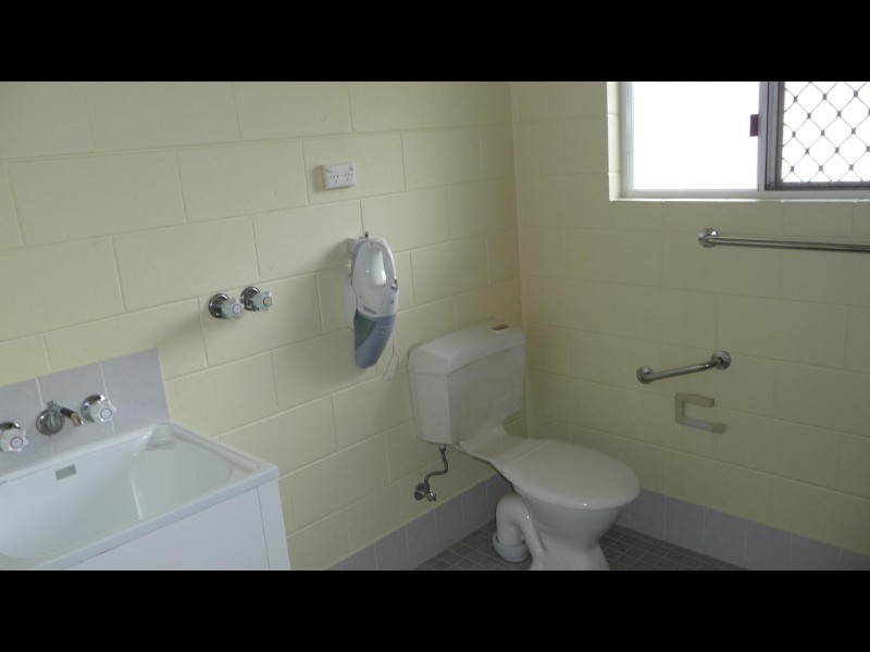 3/74 Swallow Street, Mooroobool QLD 4870