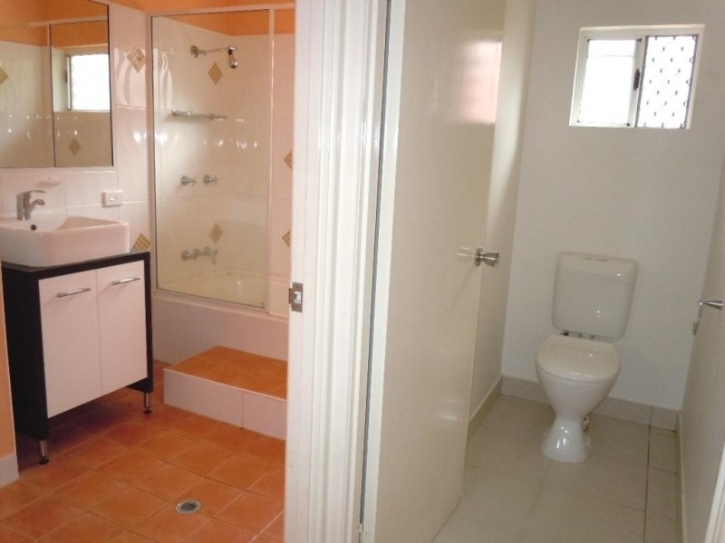 37 Currawong Street, Bayview Heights QLD 4868