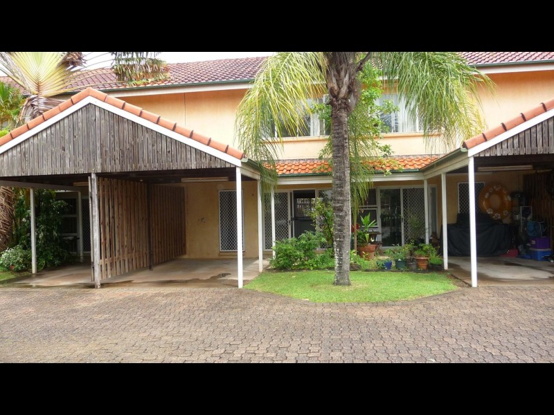 4/32 Short Street, Redlynch QLD 4870