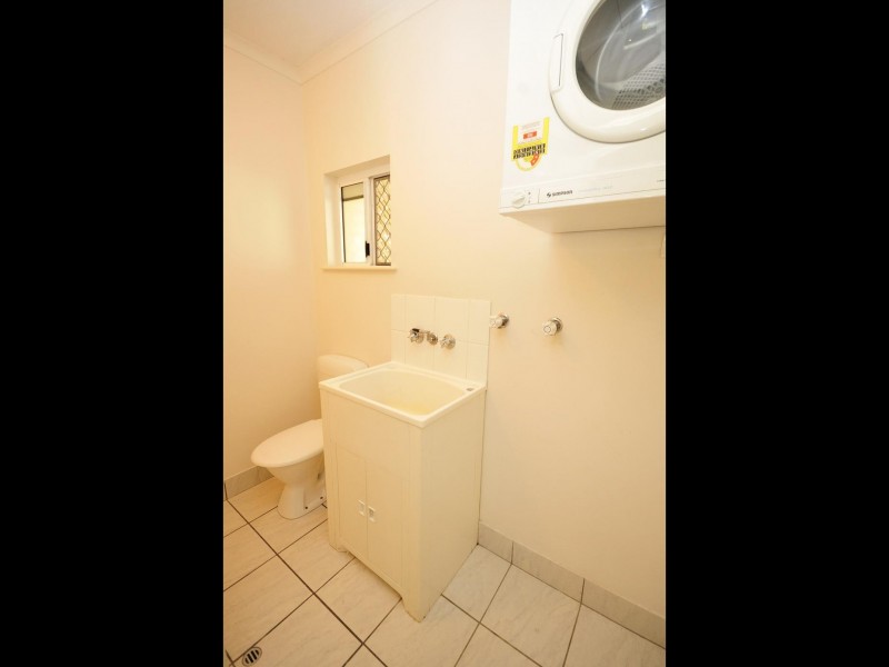 6/2-5 Marella Close, Manoora QLD 4870