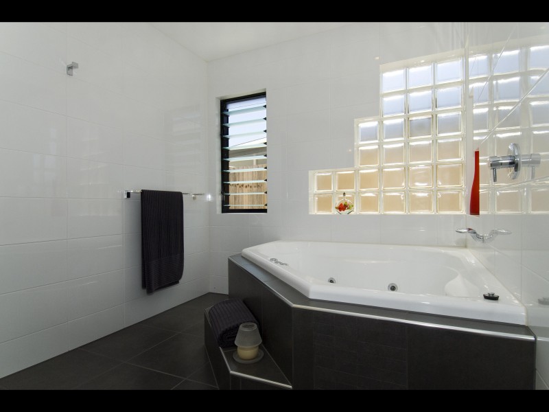 80 Harbour Drive, Trinity Park QLD 4879