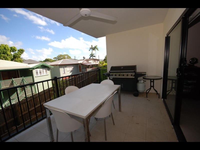 211/11 Charlekata Close, Freshwater QLD 4870