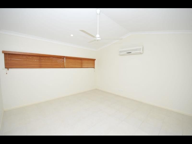 8 Barringtonia Street, Mount Sheridan QLD 4868