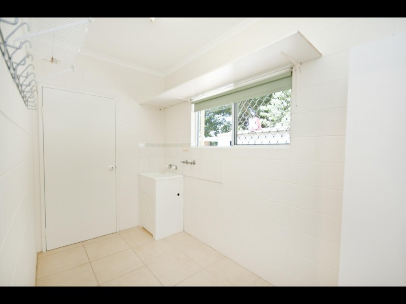 6 Beaman Close, Aeroglen QLD 4870