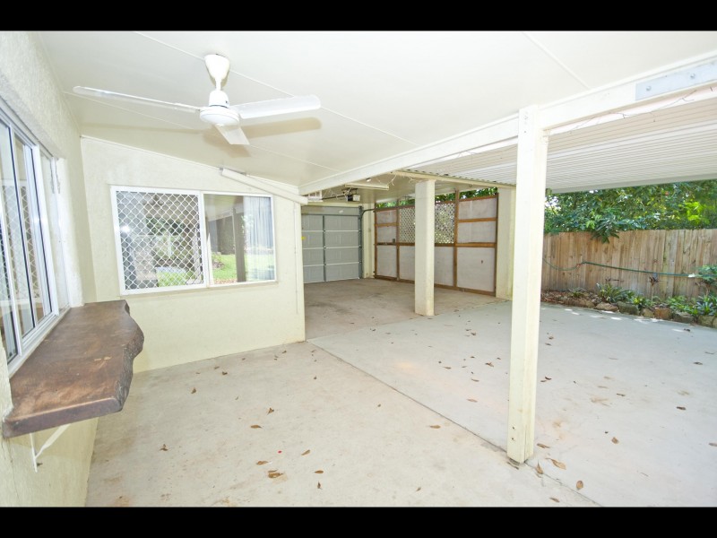 6 Beaman Close, Aeroglen QLD 4870
