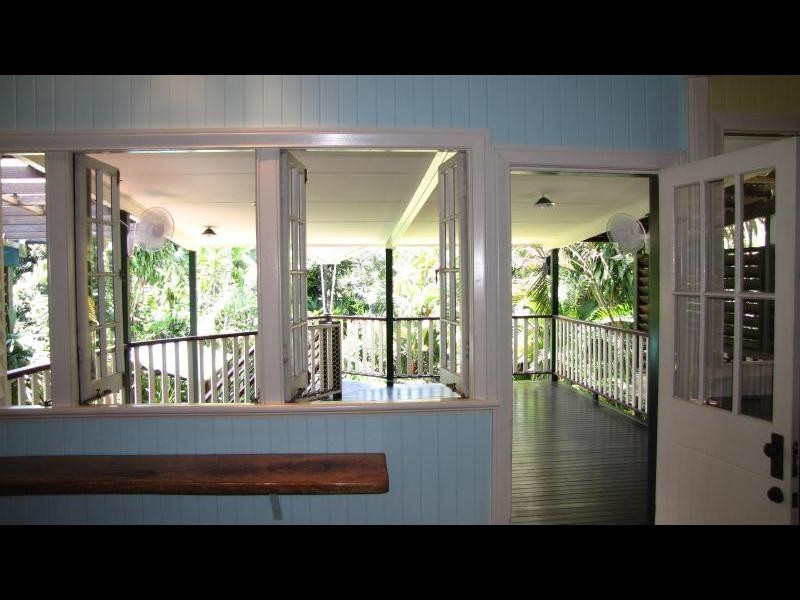 22 Cairns Street, Cairns North QLD 4870