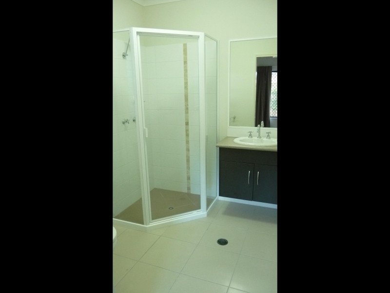 7 Seaways Street, Trinity Beach QLD 4879