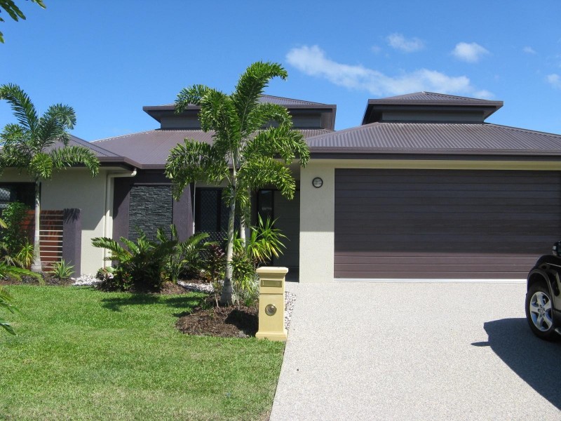 66 Fossilbrook Bend, Trinity Park QLD 4879