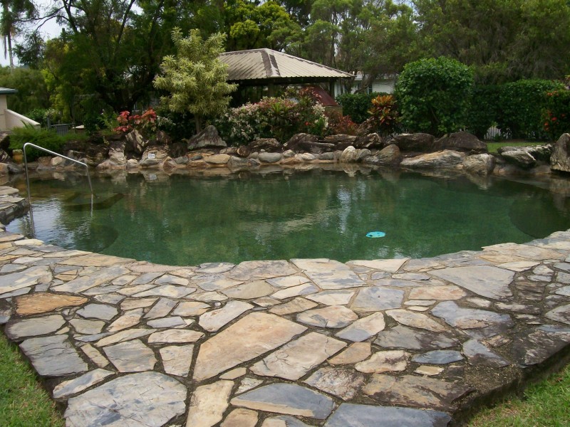 1/473 McCoombe Street, Mooroobool QLD 4870