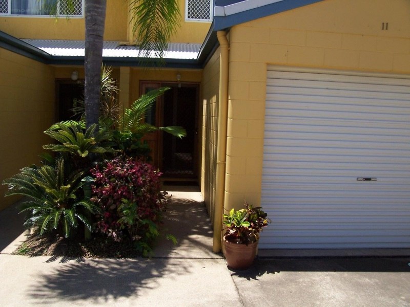 11/1 Springfield Crescent, Manoora QLD 4870