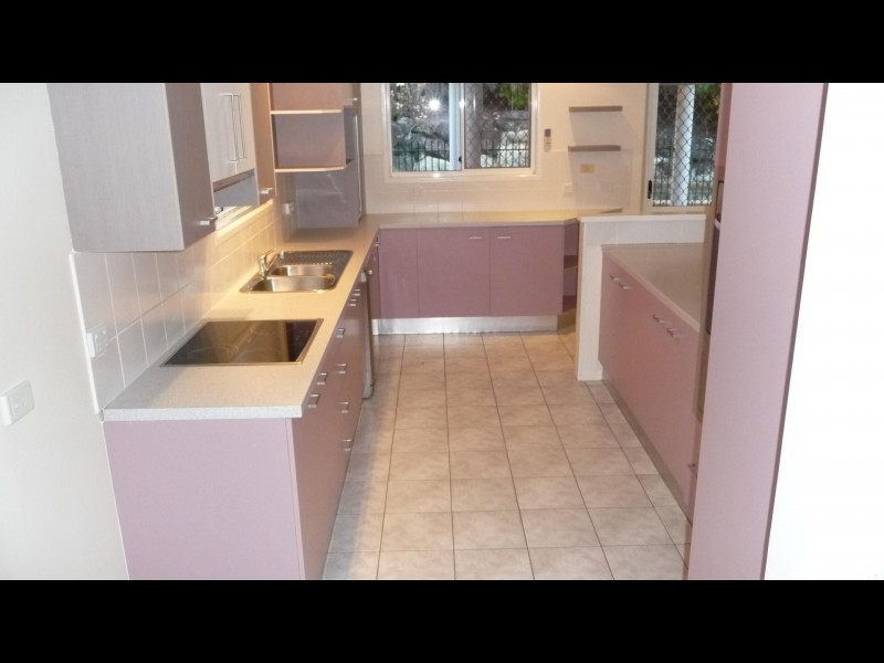 2 Tanganelli Close, Kanimbla QLD 4870