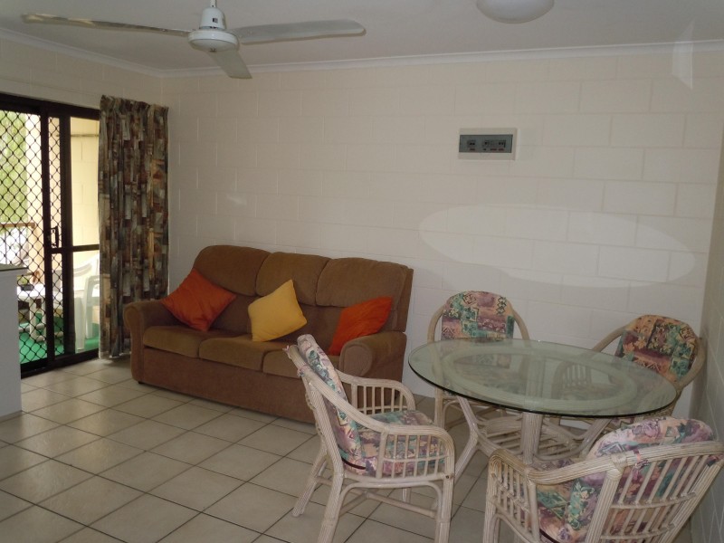 24/6 Hector Close, Westcourt QLD 4870