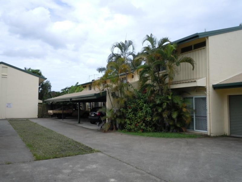 6/11 Pioneer Street, Manoora QLD 4870