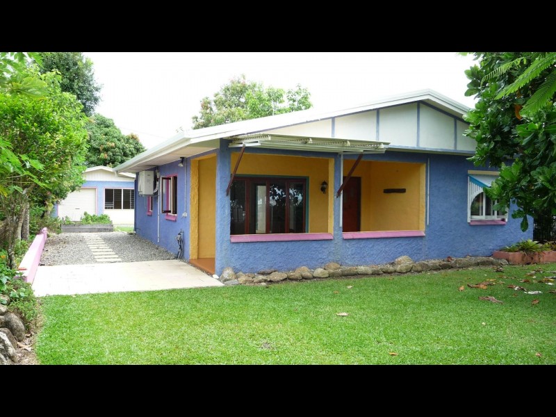 243 O’Shea Esplanade, Machans Beach QLD 4878