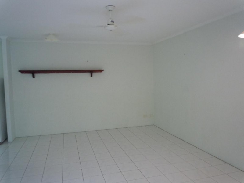 6/150 Pease Street, Manoora QLD 4870