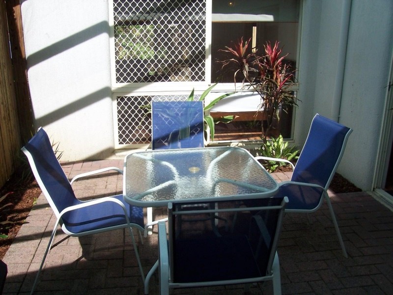 68 Silky Oak, Mooroobool QLD 4870