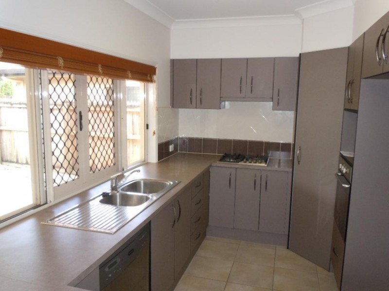 37 Chesterfield Close, Brinsmead QLD 4870