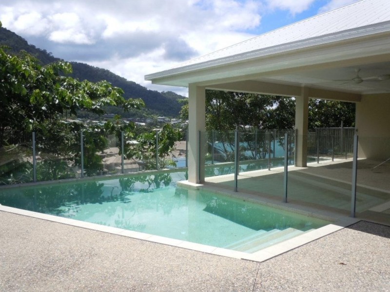 73 Koppen Terrace, Mooroobool QLD 4870