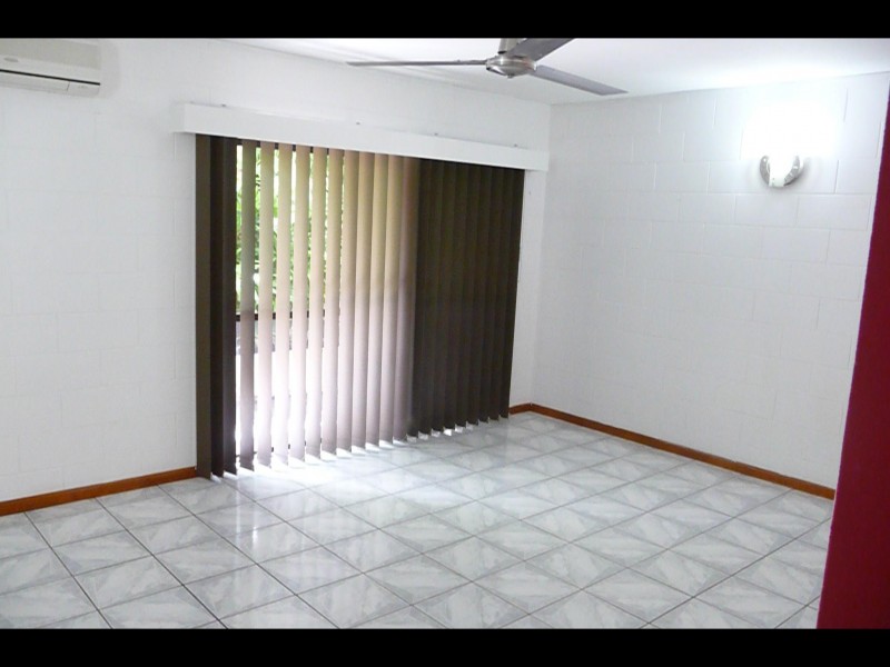 2/323 Mcleod Street, Cairns QLD 4870