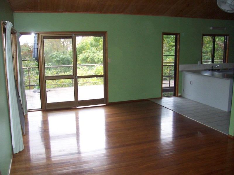 9-11 Cochrane, Stratford QLD 4870