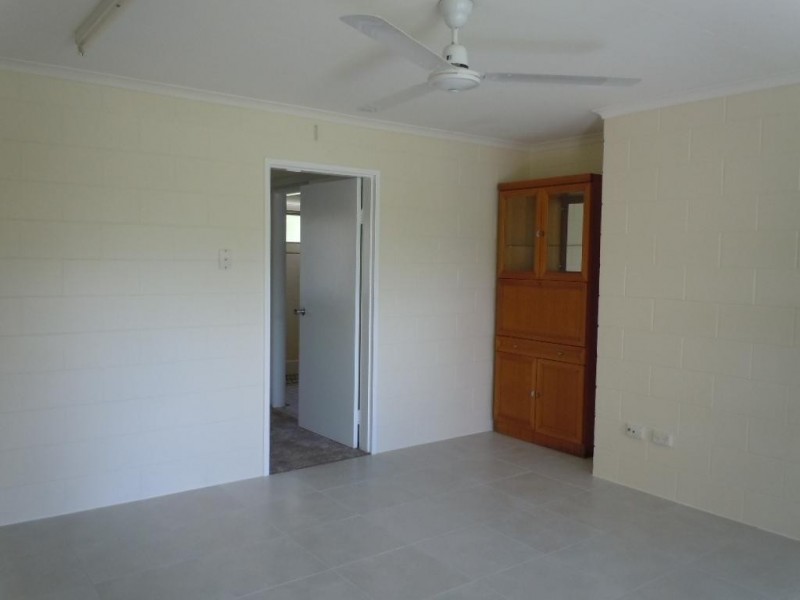 20/6 Hector Close, Westcourt QLD 4870