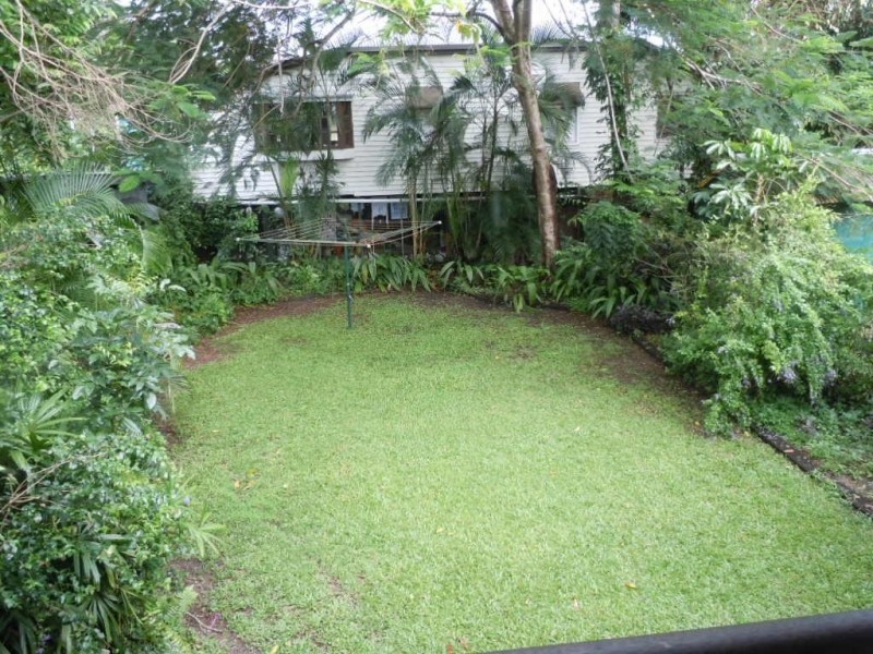 25 Smith Street, Cairns QLD 4870