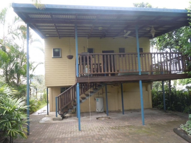 25 Smith Street, Cairns QLD 4870