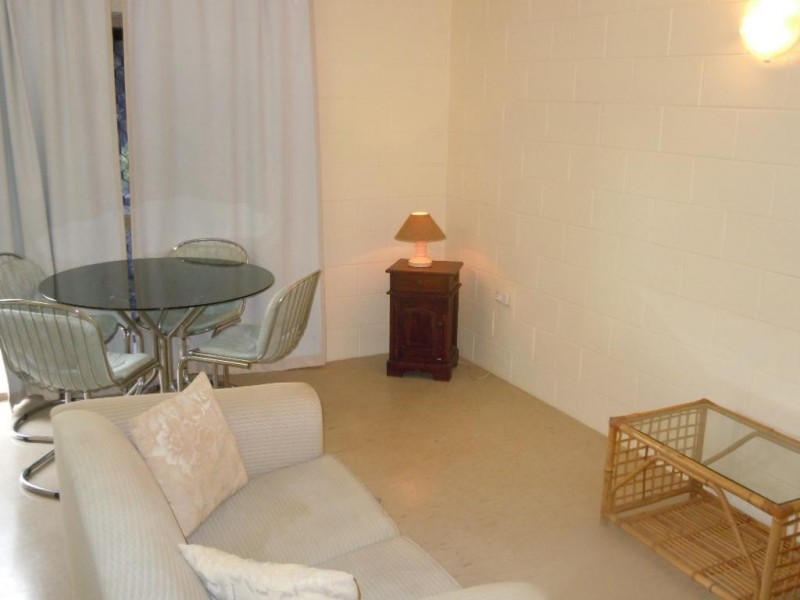9/2 Mcpherson Close, Edge Hill QLD 4870