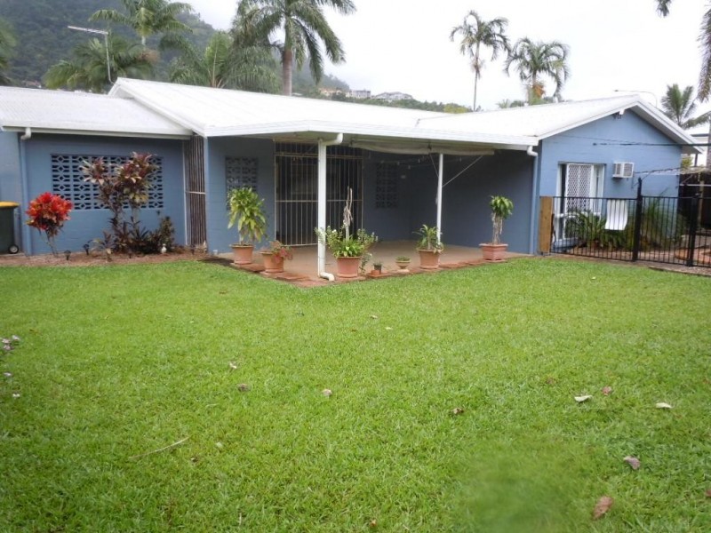 98 Irene Street, Mooroobool QLD 4870