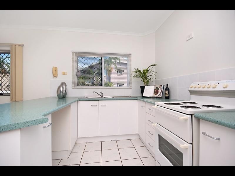 4/101 Birch Street, Manunda QLD 4870