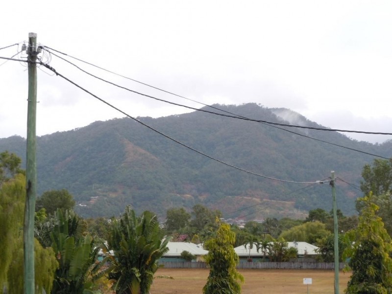 20B Warner Street, Manunda QLD 4870