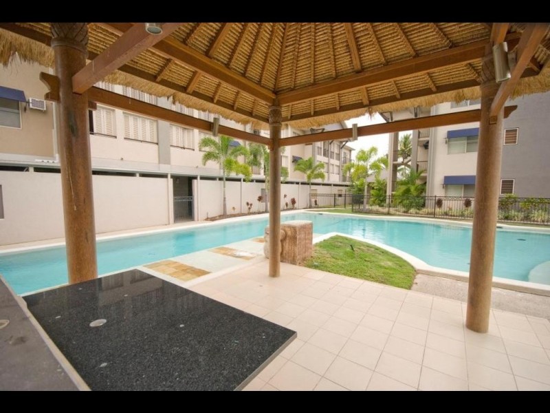 314/2-8  Centenary Close, Manoora QLD 4870