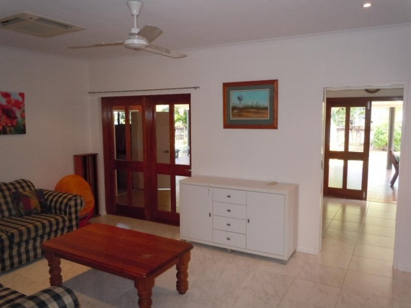 9 MONTROSE STREET, Edge Hill QLD 4870