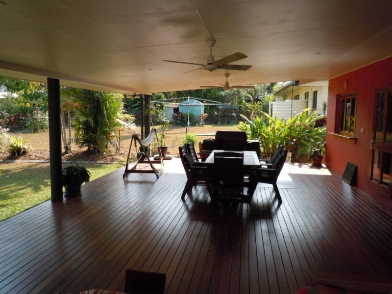 9 MONTROSE STREET, Edge Hill QLD 4870