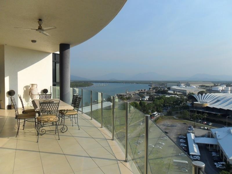 1501/25 Wharf Street, Cairns QLD 4870
