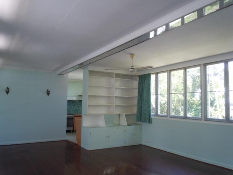 7 Fulton Close, Whitfield QLD 4870
