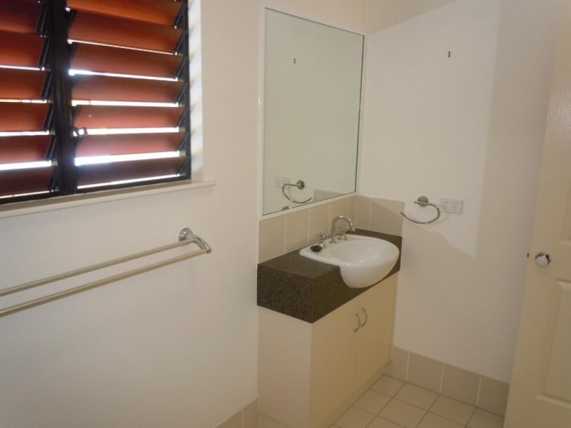 4/24 Old Smithfield Road, Freshwater QLD 4870
